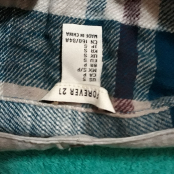Forever 21 hooded flannel shirt - Picture 2 of 2